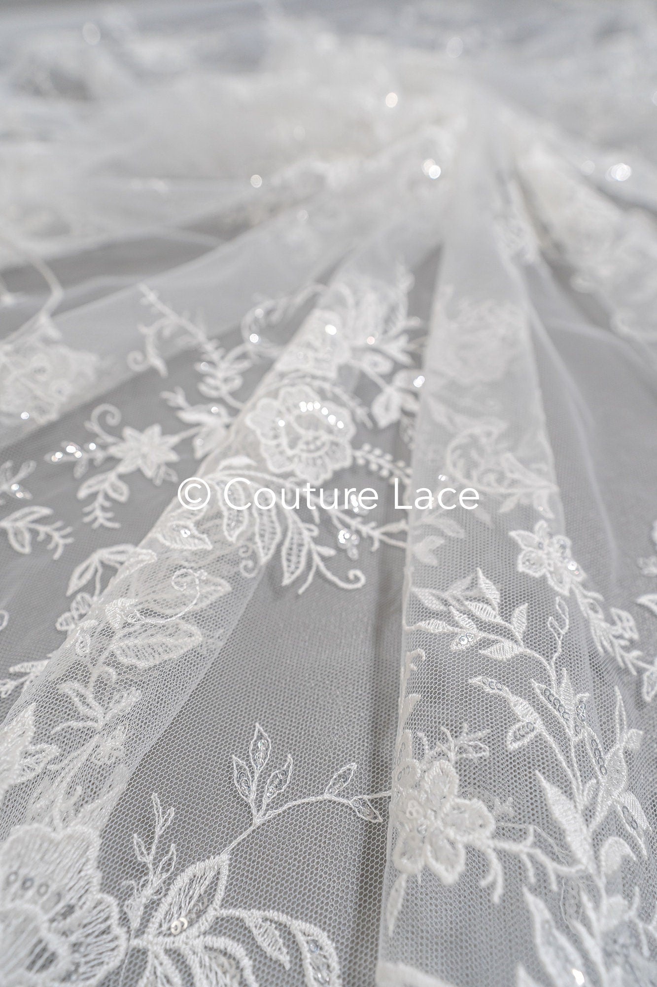 Blumen Braut Spitze Off-White/ Brautspitze mit Blumen/ Couture Spitze mit Pailletten// L23-571