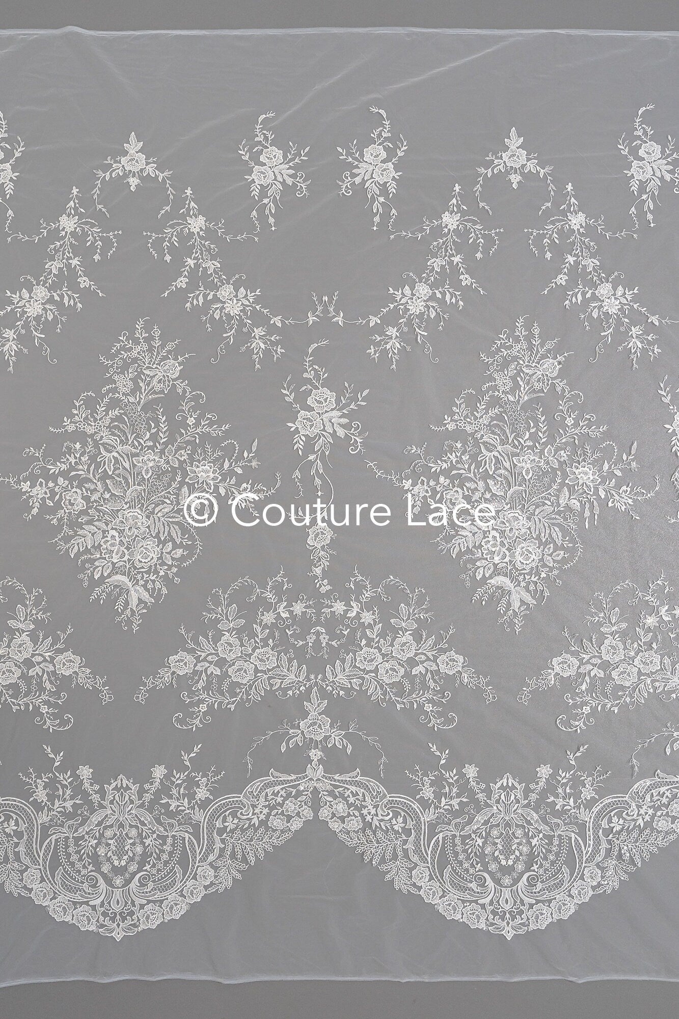 Blumen Braut Spitze Off-White/ Brautspitze mit Blumen/ Couture Spitze mit Pailletten// L23-571