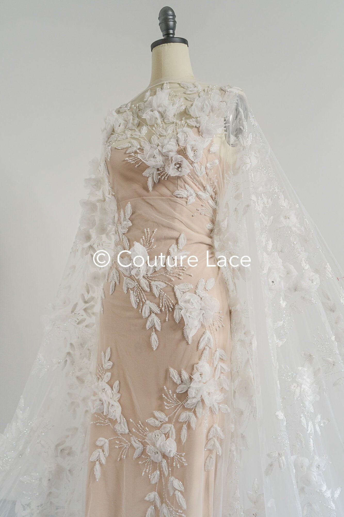 Perlen Spitzenstoff Off-White/ Couture Spitze Stoff/ Braut Spitzenstoff/ Perlenspitze// L23-475