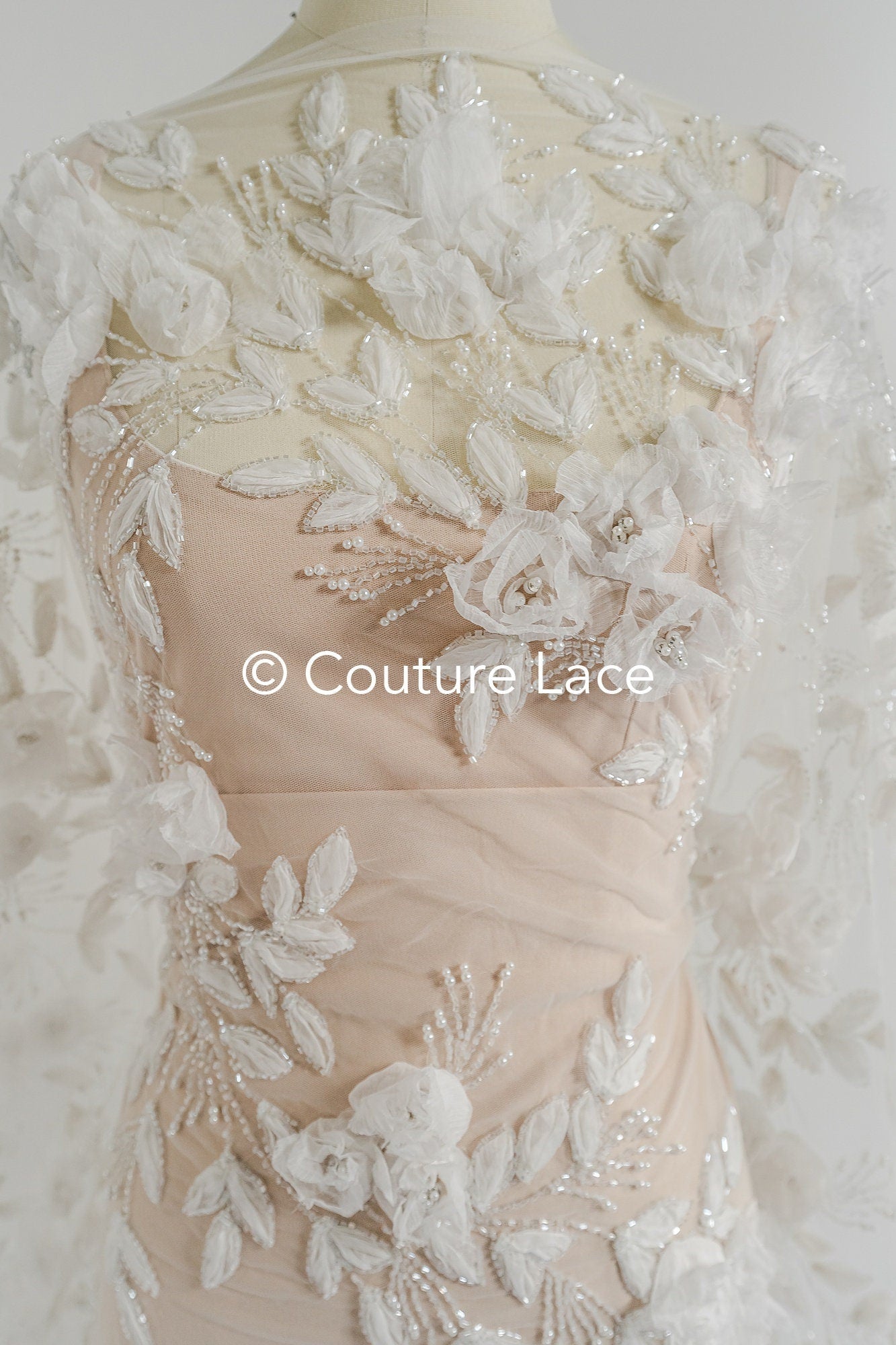 Perlen Spitzenstoff Off-White/ Couture Spitze Stoff/ Braut Spitzenstoff/ Perlenspitze// L23-475