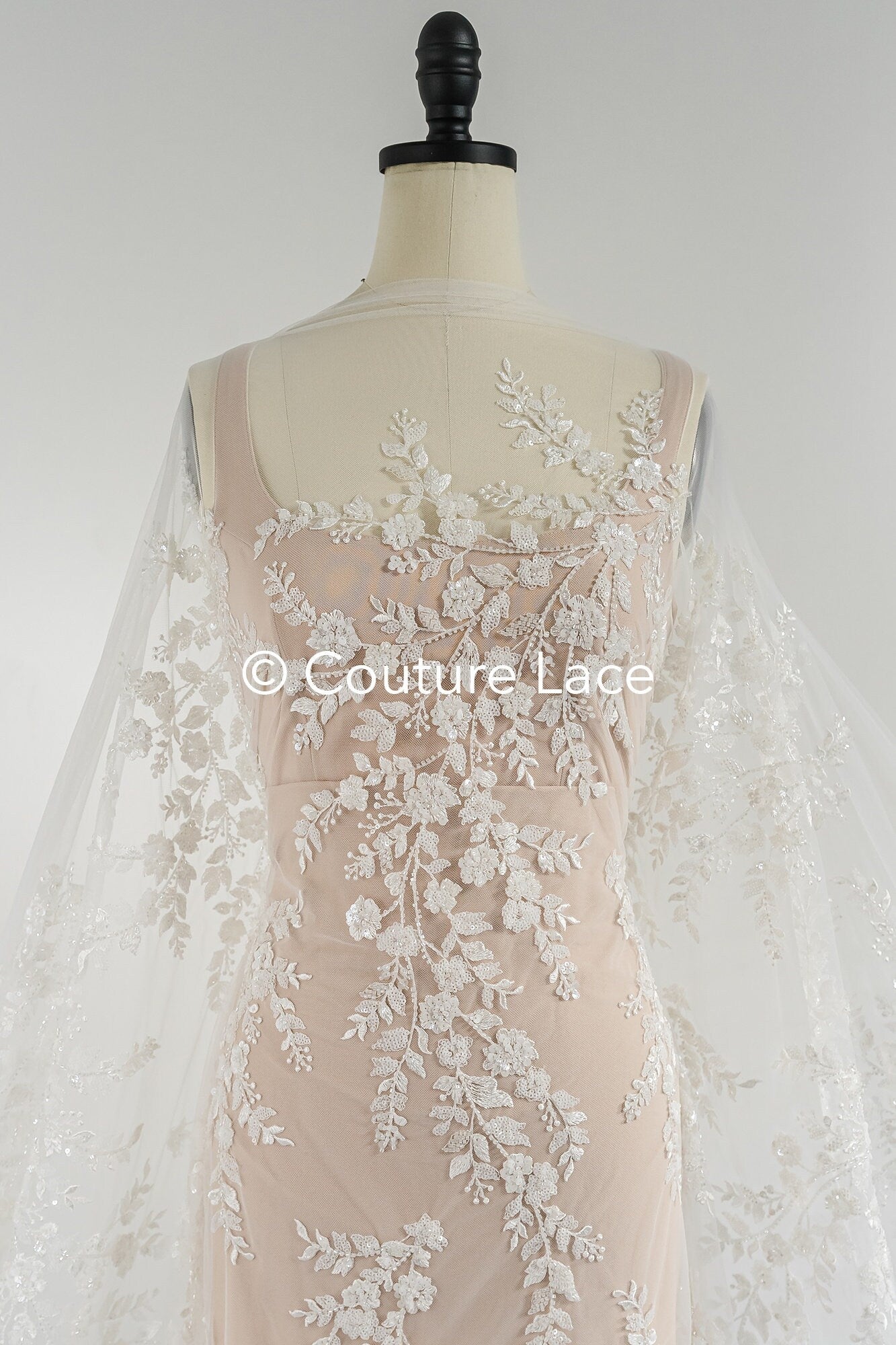 Blumen Perlen Spitze Stoff Off-White/ Couture Spitzenstoff/ Brautspitze/ Perlenspitze// L23-665