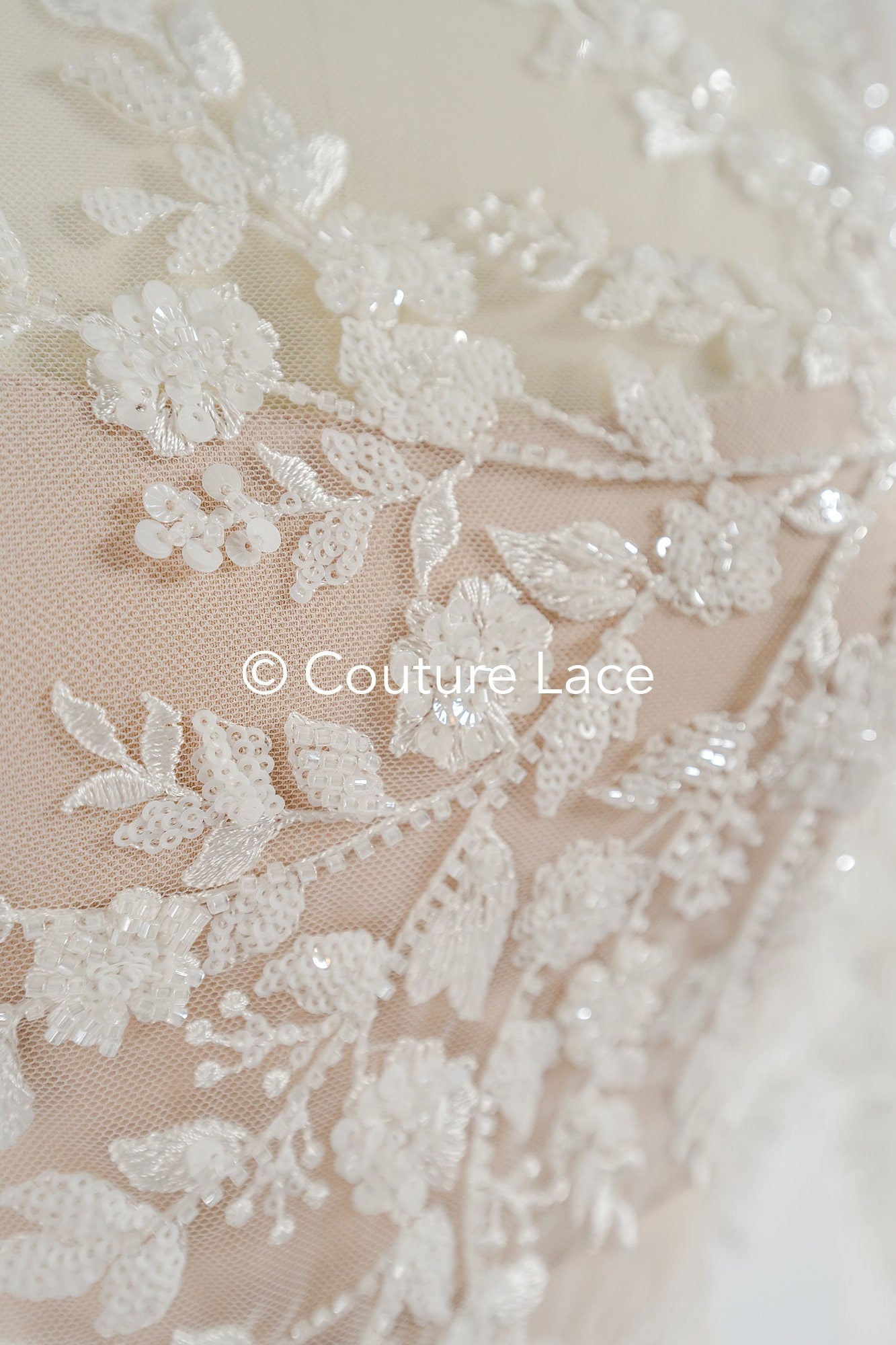Blumen Perlen Spitze Stoff Off-White/ Couture Spitzenstoff/ Brautspitze/ Perlenspitze// L23-665