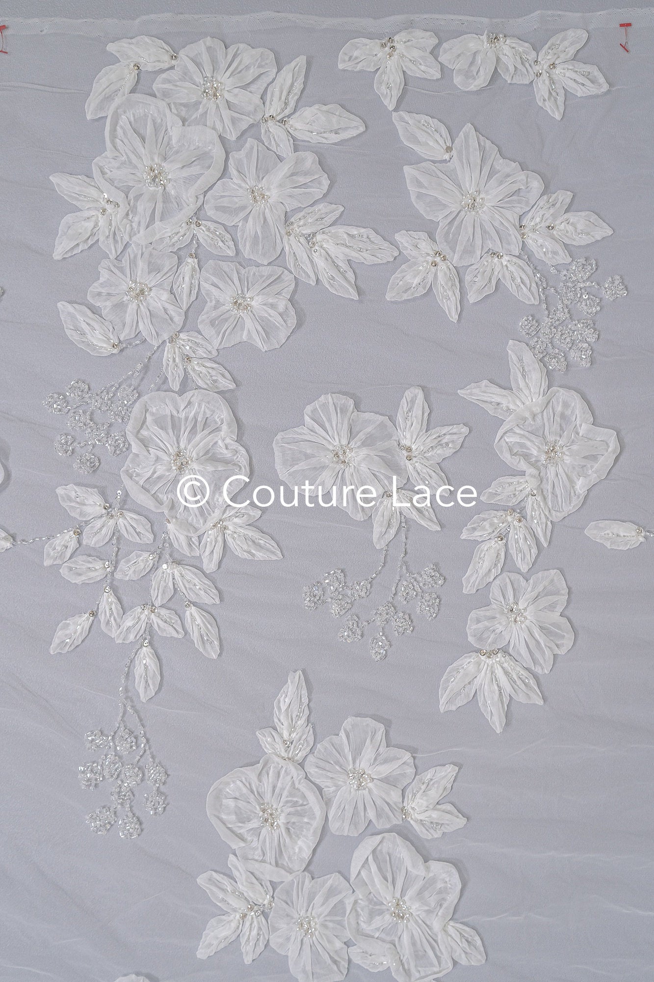 3D Spitzenstoff Off-White/ 3D Blumen Spitzenstoff/ Braut Spitzenstoff/ romantische Spitze mit Blumen// L23-667