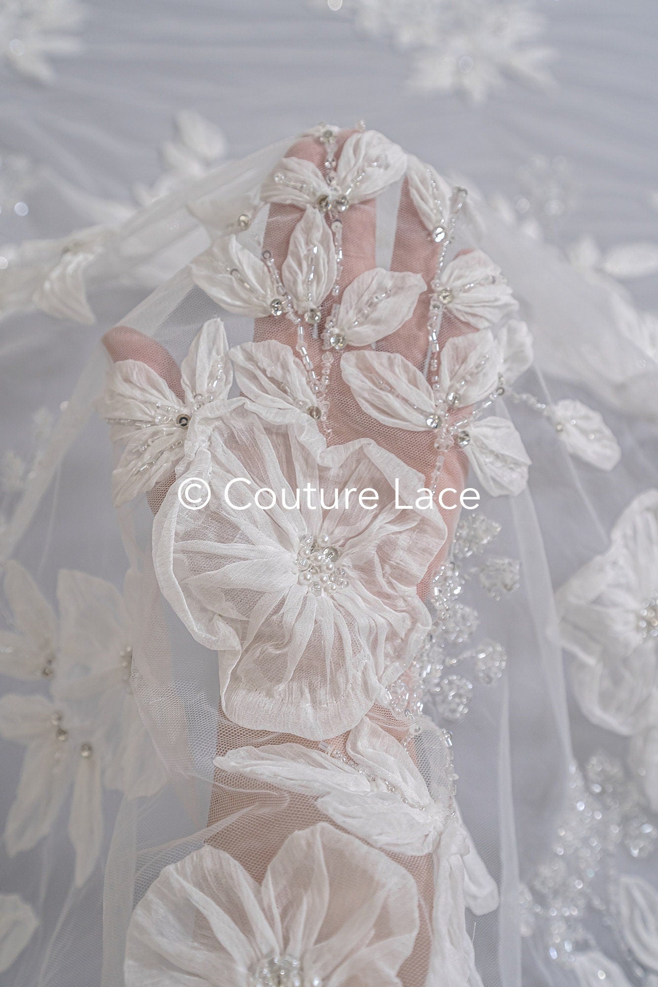 3D Spitzenstoff Off-White/ 3D Blumen Spitzenstoff/ Braut Spitzenstoff/ romantische Spitze mit Blumen// L23-667