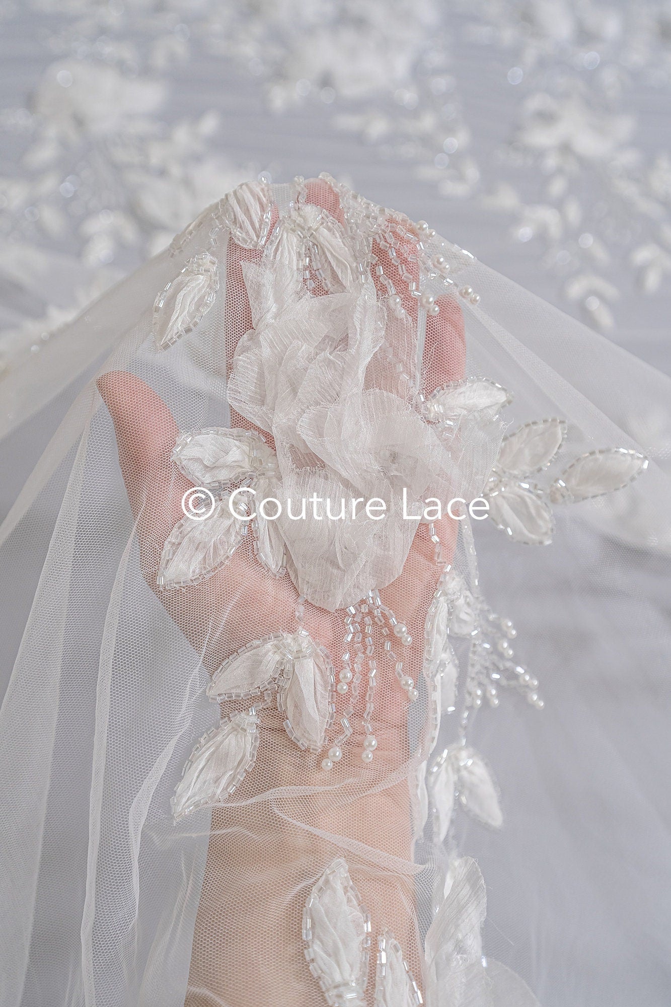 Perlen Spitzenstoff Off-White/ Couture Spitze Stoff/ Braut Spitzenstoff/ Perlenspitze// L23-475