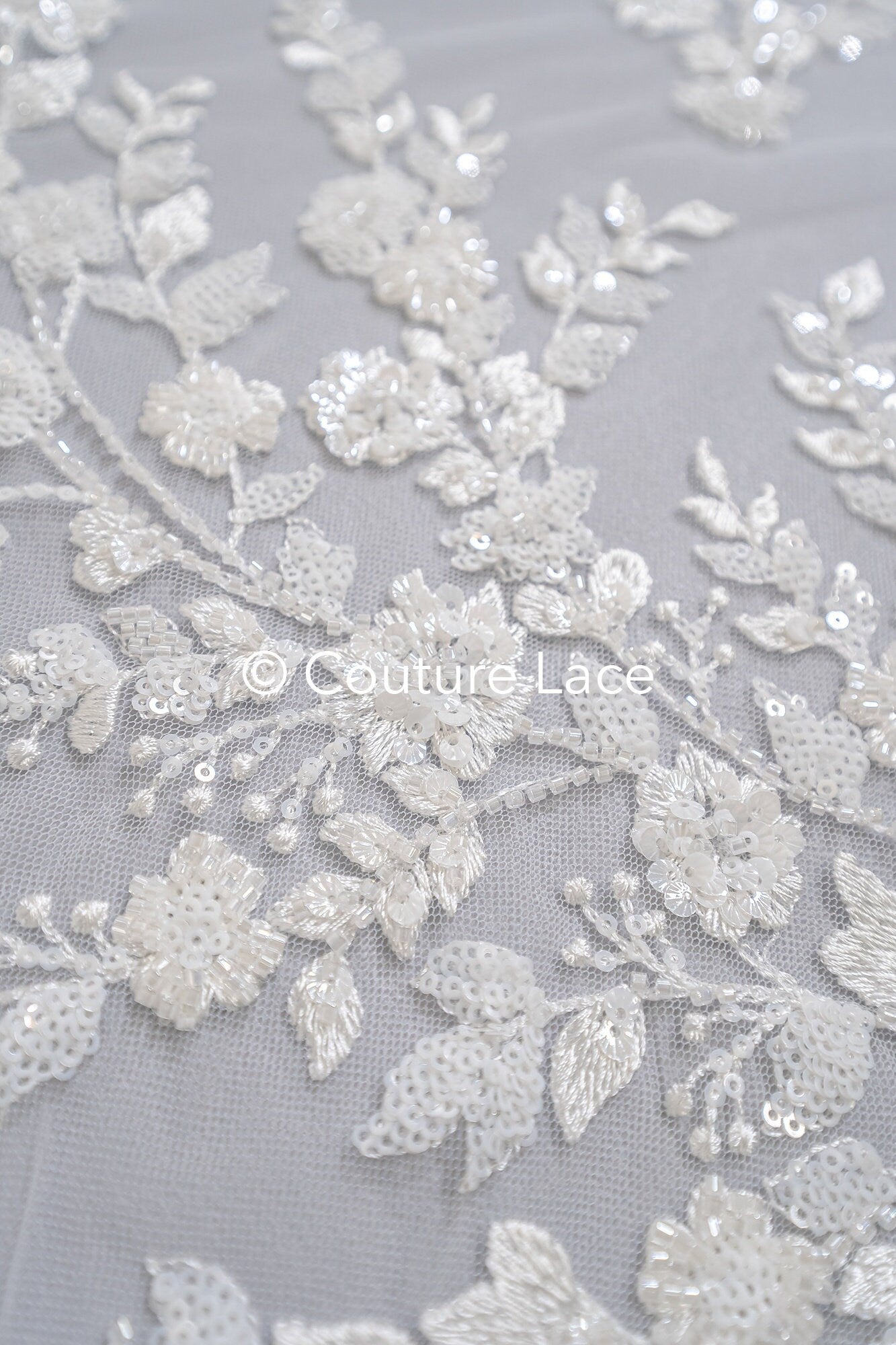 Blumen Perlen Spitze Stoff Off-White/ Couture Spitzenstoff/ Brautspitze/ Perlenspitze// L23-665
