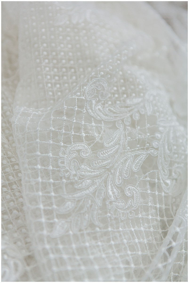 Ornament Netz Spitzenstoff/ Brautkleid Spitze Off-White/ Hochwertiger Spitzenstoff/ Netzstickerei Spitze/ Alencon Spitze// L17-040