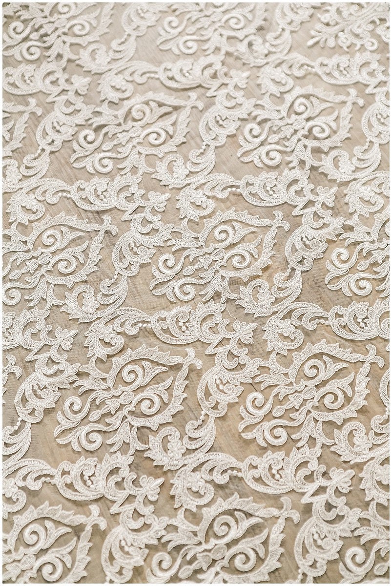 Ornament Hochzeit Spitze, Kordel Ornament Spitze Stoff, Braut Spitze Stoff, Couture Spitze - Alencon Lace Stoff// L17-056