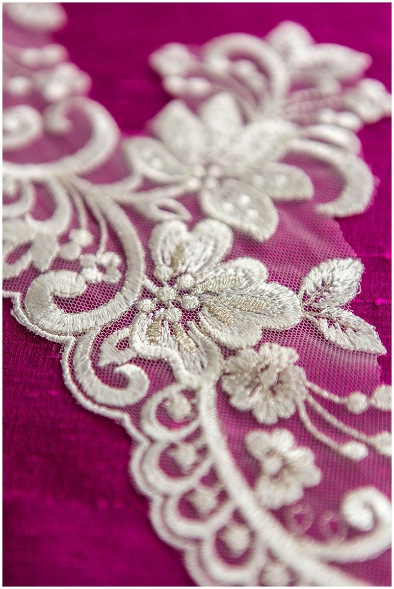 2x 1yds mirrored silver off-white lace trim/ bridal lace/ lace embroidery// T17-013