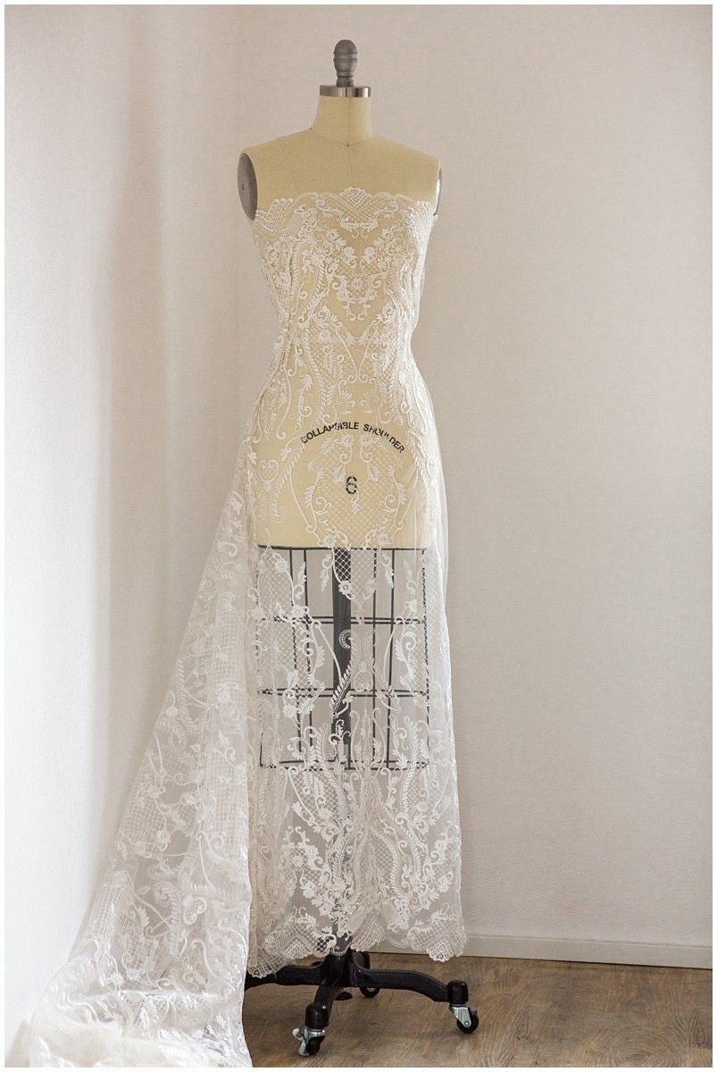 Very soft and beautiful ornamental lace with net elements - wedding dress lace, bridal lace fabric, net lace design - off-white// L17-034