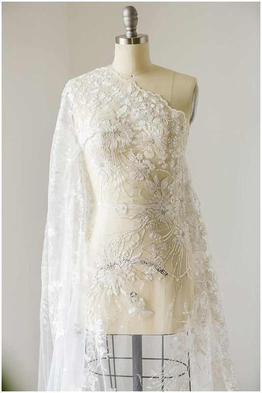 Encaje floral con lentejuelas / encaje de boda blanco roto / encaje floral para novia / encaje de alta costura / encaje nupcial con lentejuelas // L17-008