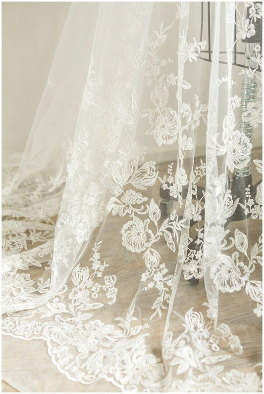 Tissu de dentelle de mariée à paillettes blanc cassé/tissu de dentelle florale/tissu de dentelle de mariée/dentelle de fleur//L17-026