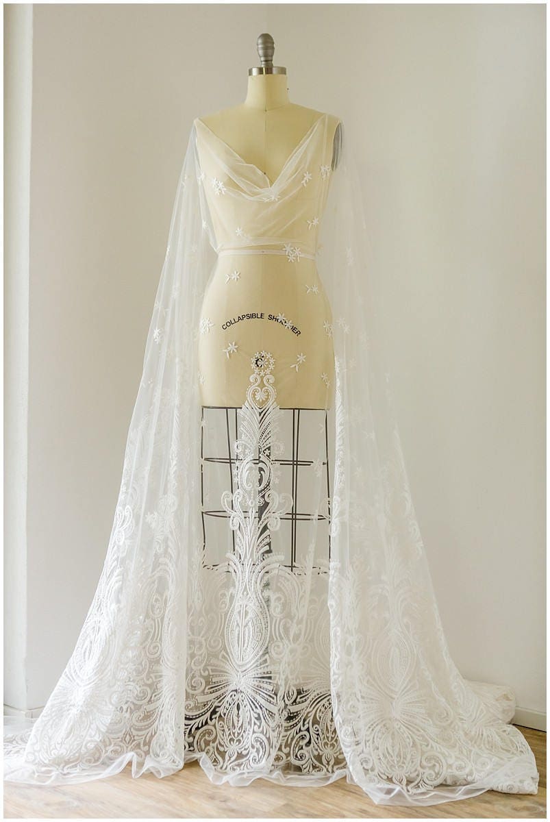Weiche Brautspitze Off-White/ Boho Hochzeitsspitze/ Braut Spitzenstoff/ romantische Spitze// L17-051