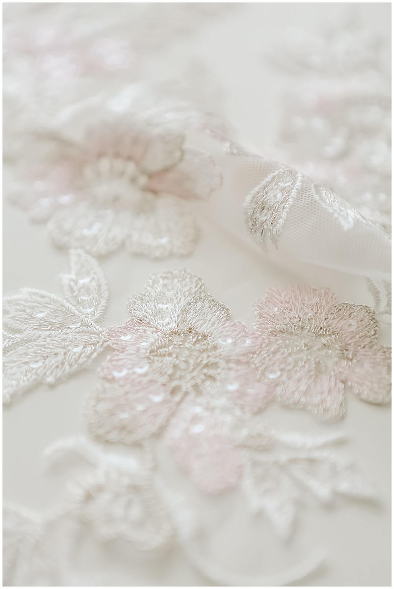 1 Paar (2Stk) rosé+ivory+silber Blumen Applikation, Große BlumenSpitze Applikation, Blumen Applikation, Hochzeitskleid Spitzen Applikation// A17-060