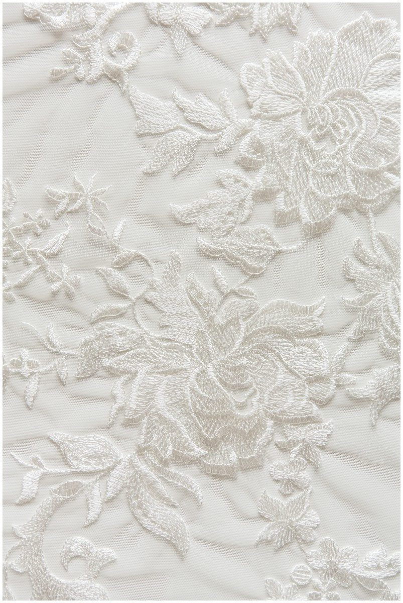 Rosenblüte BrautSpitze Stoff, sehr weicher Stickmuster Hochzeit Spitzenstoff, florales Spitzendesign, Hochzeitskleid Spitzenstoff, Schleierspitze// L17-098