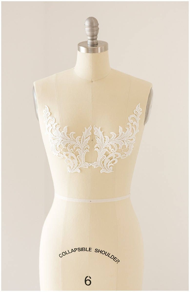 Guipure flower applique, water soluble lace applique, lace flower, lace patch, bridal dress applique, wedding dress lace // A17-019