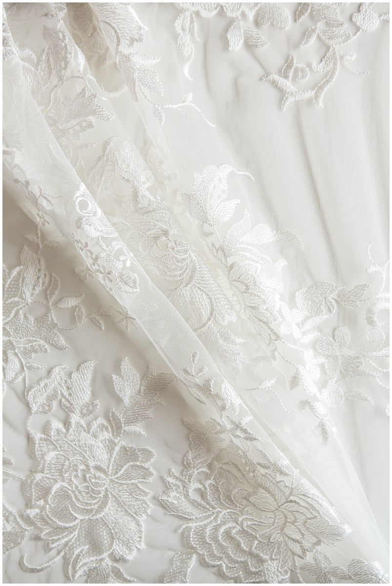 Rosenblüte BrautSpitze Stoff, sehr weicher Stickmuster Hochzeit Spitzenstoff, florales Spitzendesign, Hochzeitskleid Spitzenstoff, Schleierspitze// L17-098
