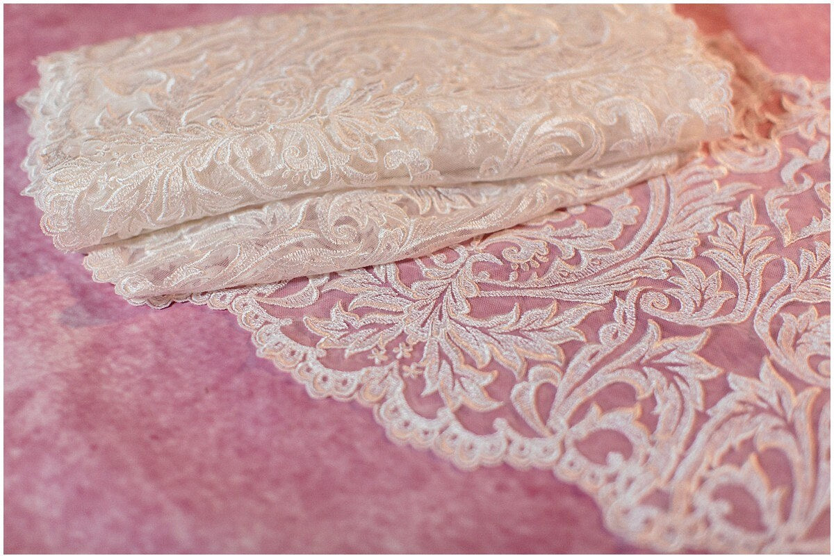 Guipure lace trim/ bridal lace trim/ wedding dress lace trim/ off-white ivory lace trim// T17-014