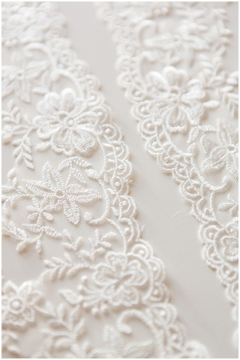 Very soft floral lace trim/ embroidered lace trim/ bridal trim/ floral lace trim// T17-032