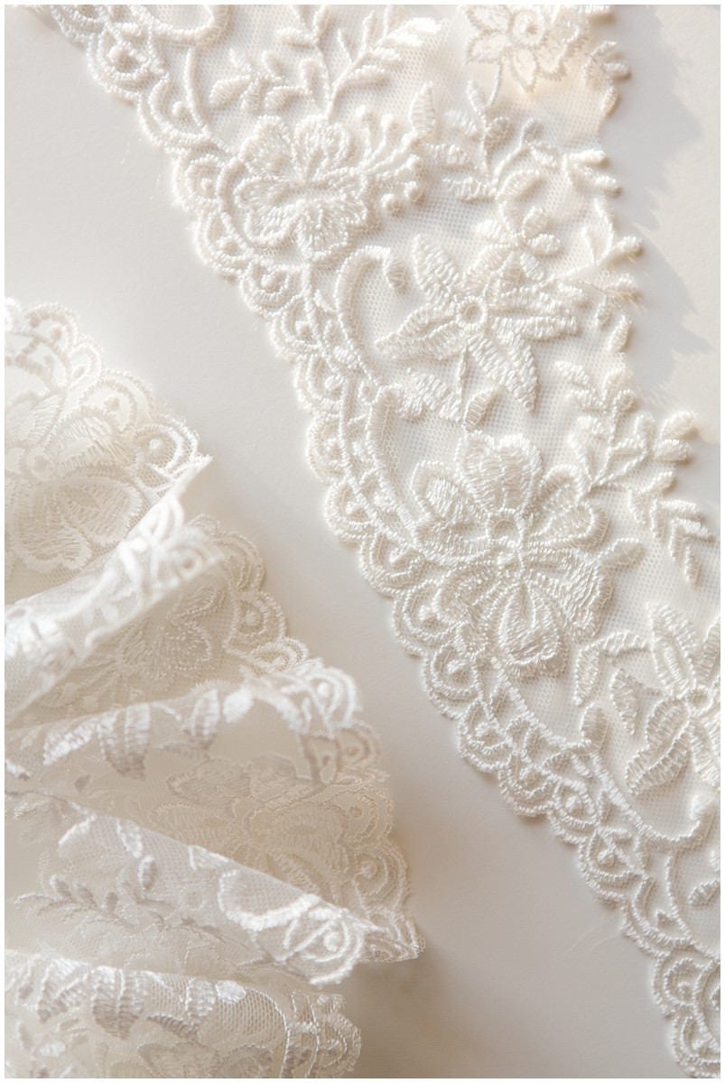 Very soft floral lace trim/ embroidered lace trim/ bridal trim/ floral lace trim// T17-032