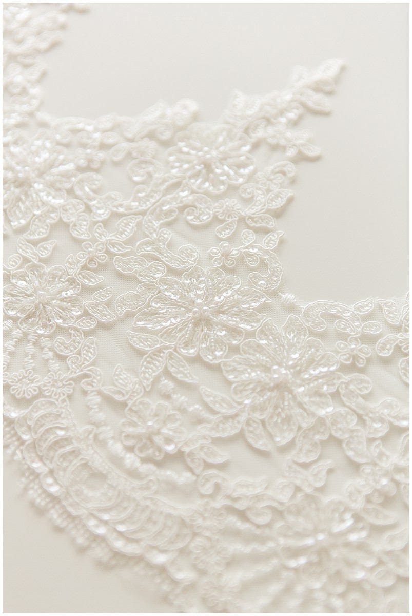 Lace trim off-white with pearls/ bridal veil trim/ wedding dress lace trim// T17-025