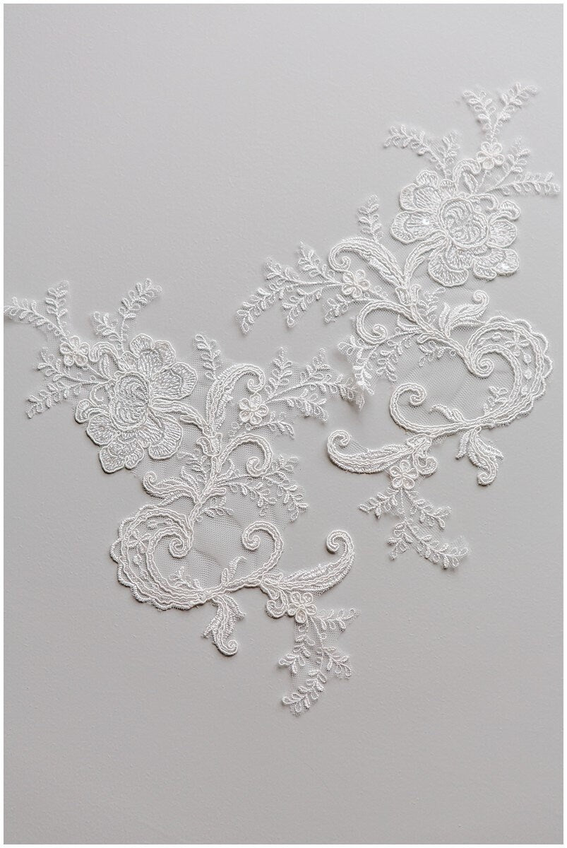 Spitzenblume Applikationen, bestickte BlumenSpitze Aufnäher, Spitzenstickerei, Brautkleid Spitzen Applikation, Brautkleid Spitze Applikation, Brautspitze// A17-098
