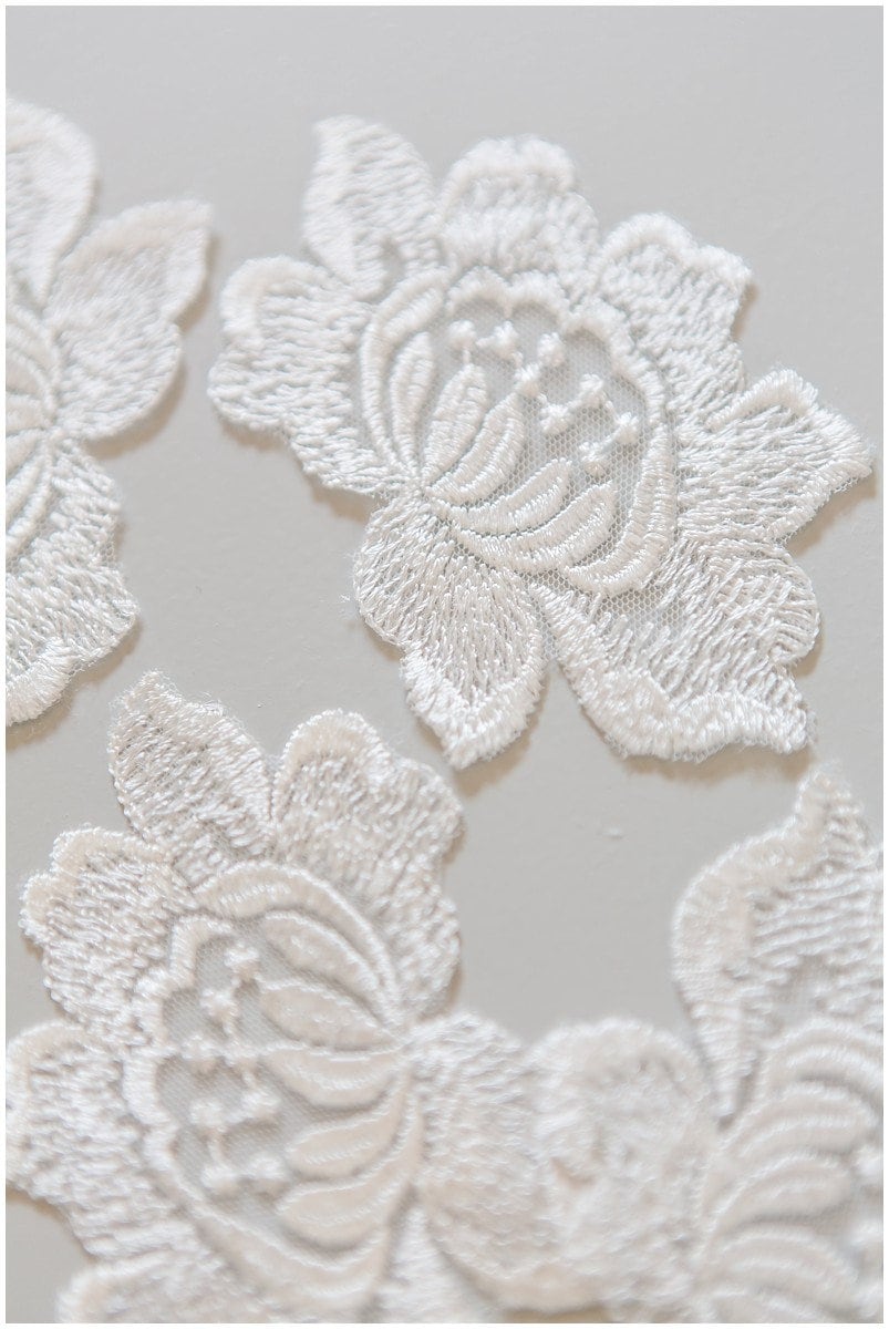 4pcs. 3D lace flowers for sewing/ 3D flower lace applique/ wedding dress lace applique/ bridal lace// A17-076