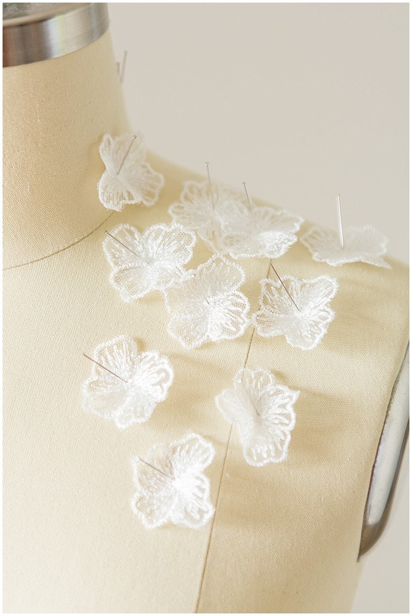 10pcs 3D flowers/ lace applique for wedding dress/ bridal lace/ 3D flower applique// A17-115