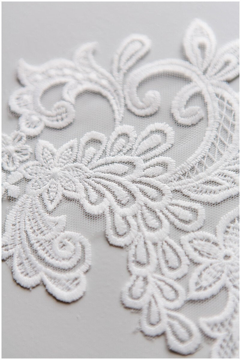 Spitze Patch Stickerei, Blume Applikation, Spitzenblume, Hochzeitskleid Spitze, Spitzenaufnäher für Brautkleider, Hochzeitskleid Spitzenapplikation// A17-127