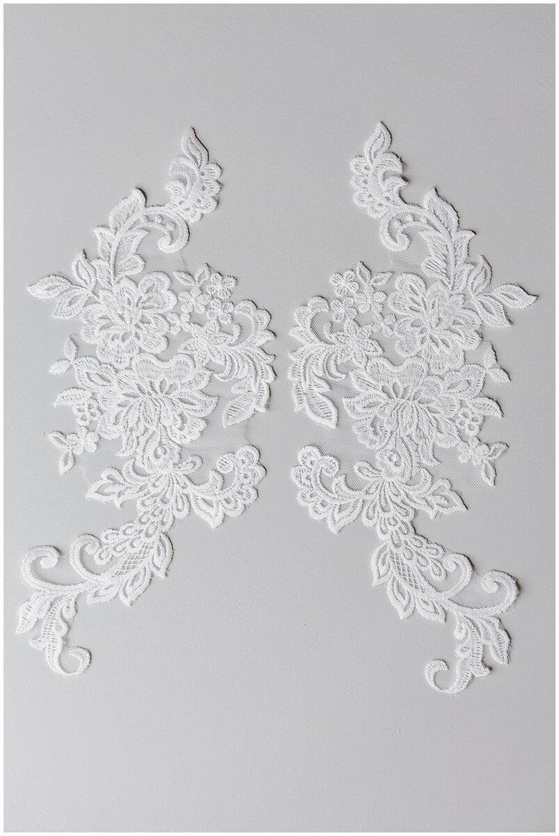 Spitzenaufnäher für Brautkleider, Spitzenaufnäher Stickerei, Blumenapplikation, Spitzenblume, Hochzeitskleid Spitze, Hochzeitskleid Spitzenapplikation// A17-126