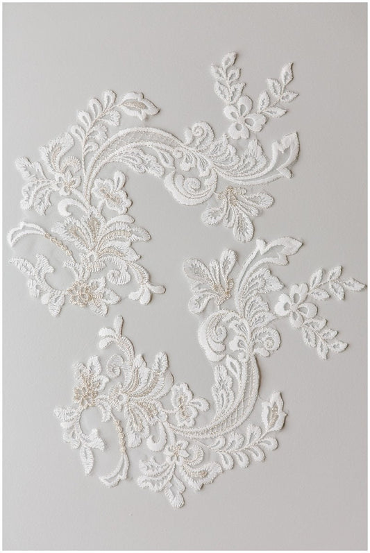 Broderie de patch de dentelle, applique de fleur, fleur de dentelle, dentelle de robe de mariée, applique de dentelle de robe de mariée, applique de robe de mariée//A17-125