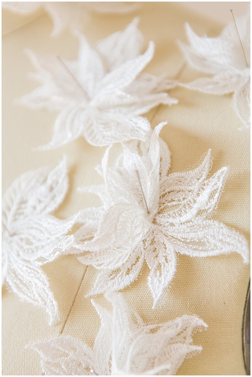 20pcs. 3D flowers for sewing/ 3D flower lace applique/ wedding dress lace applique/ bridal lace// A17-081