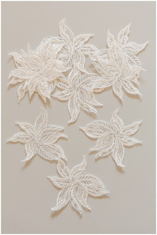 20 pièces. Fleurs 3D pour la couture/ Applique de dentelle de fleurs 3D/ Applique de dentelle de robe de mariée/ Dentelle de mariée// A17-081