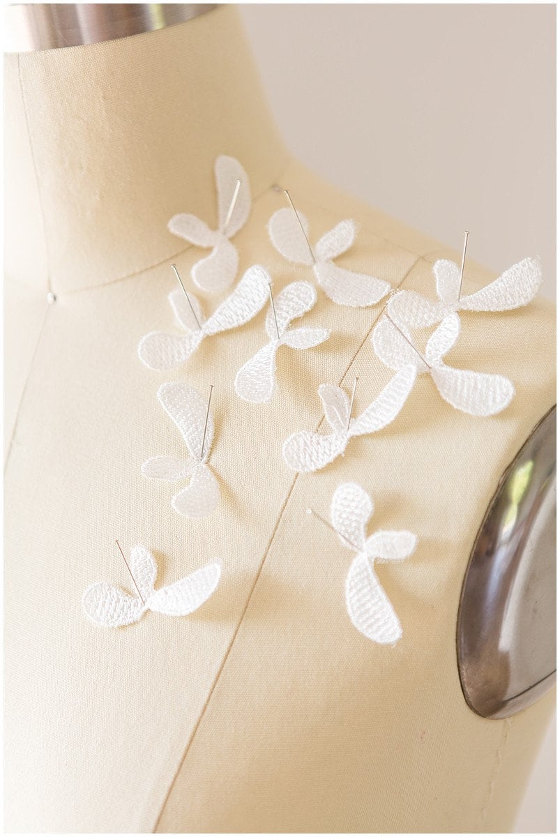 20pcs. 3D flowers for sewing/ 3D flower lace applique/ wedding dress lace applique// A17-087-1