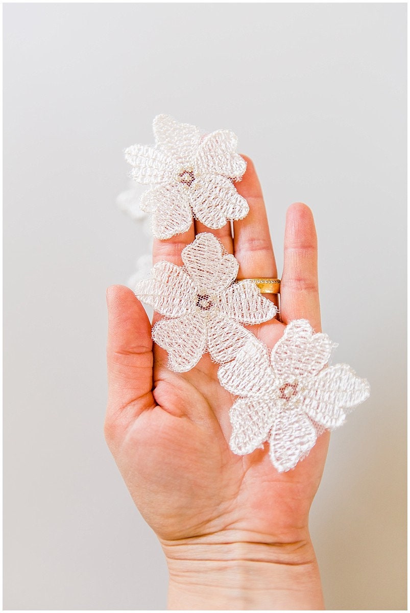 10pcs 3D lace flowers for sewing/ 3D flower lace applique/ 3D lace flower for wedding dress/ bridal applique// A17-103