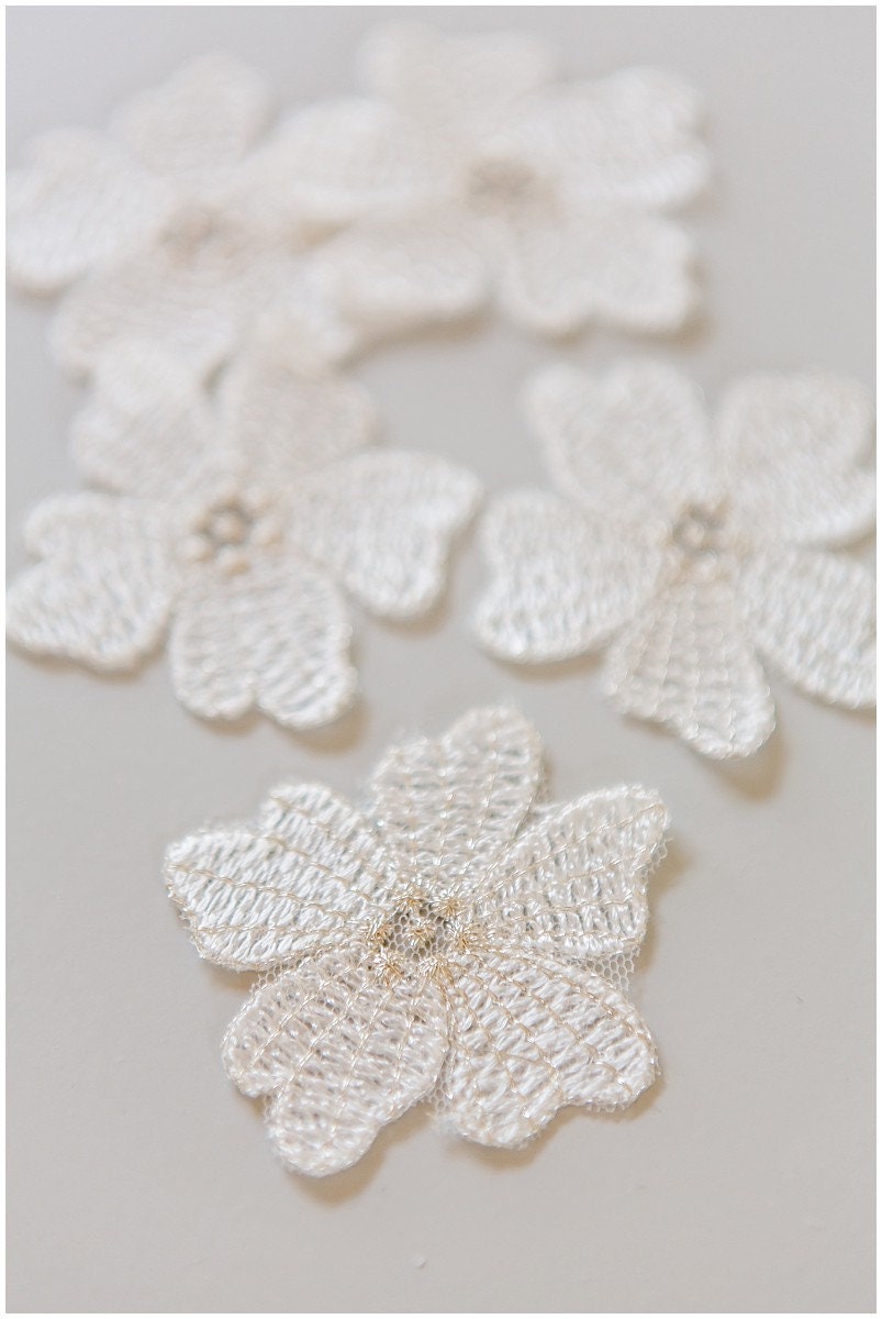 10pcs 3D lace flowers for sewing/ 3D flower lace applique/ 3D lace flower for wedding dress/ bridal applique// A17-103