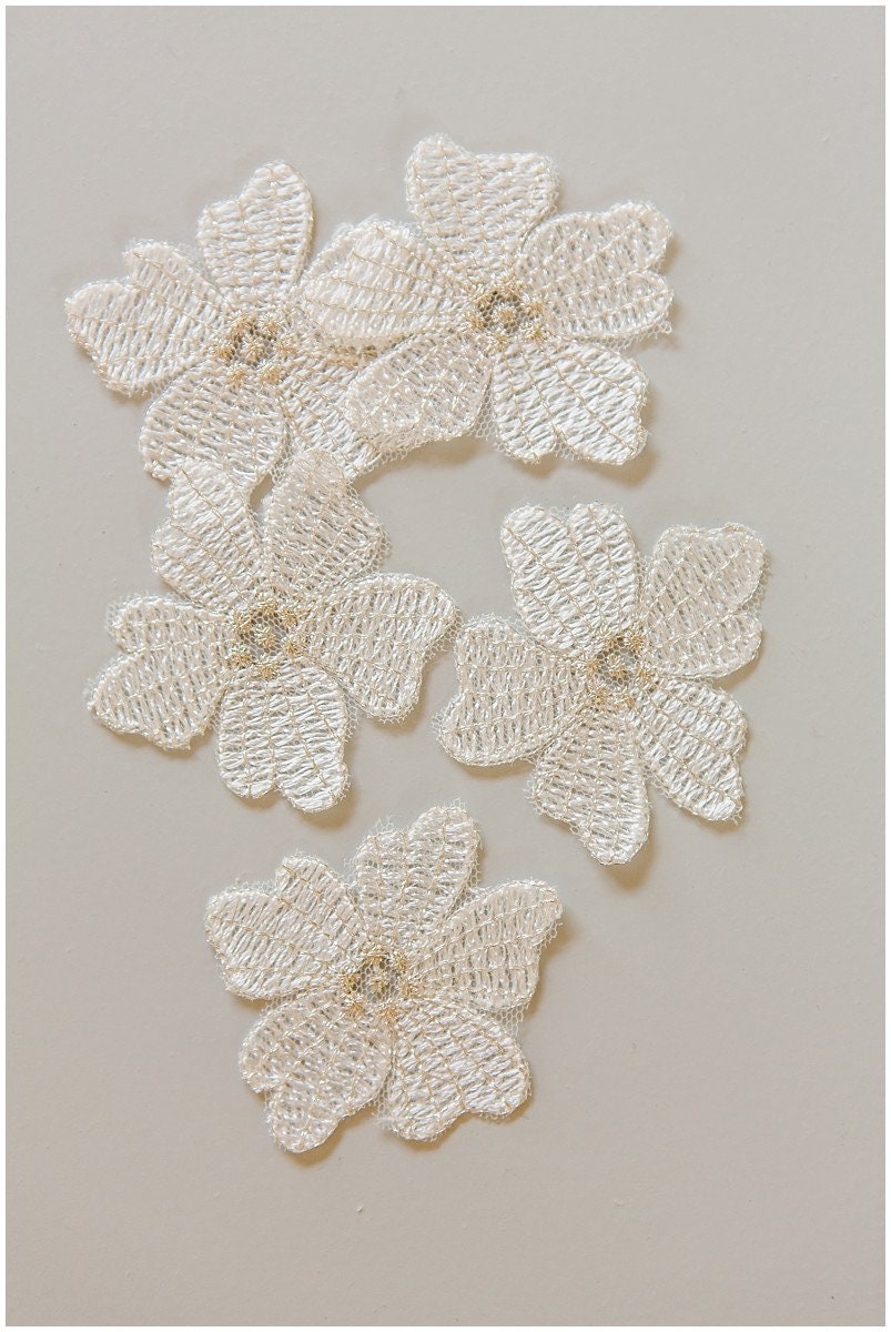 10pcs 3D lace flowers for sewing/ 3D flower lace applique/ 3D lace flower for wedding dress/ bridal applique// A17-103