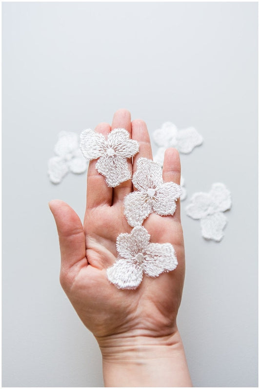 20 pièces. Fleurs 3D pour la couture/ applique de dentelle/ applique de dentelle de robe de mariée/ applique 3D nuptiale// A17-112