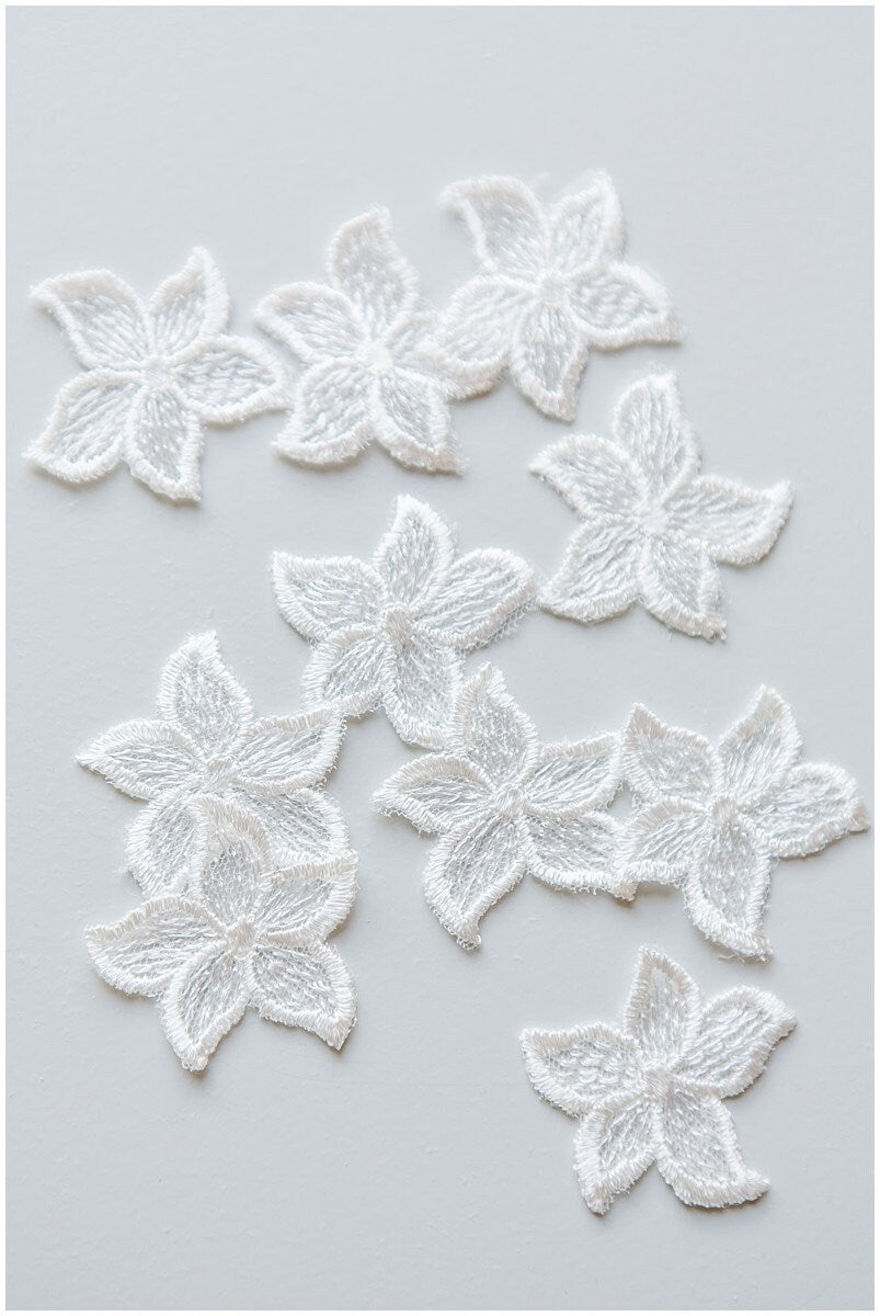 10pcs lace flower patch/ 3D lace flower/ wedding dress lace applique/ bridal 3D applique// A17-113