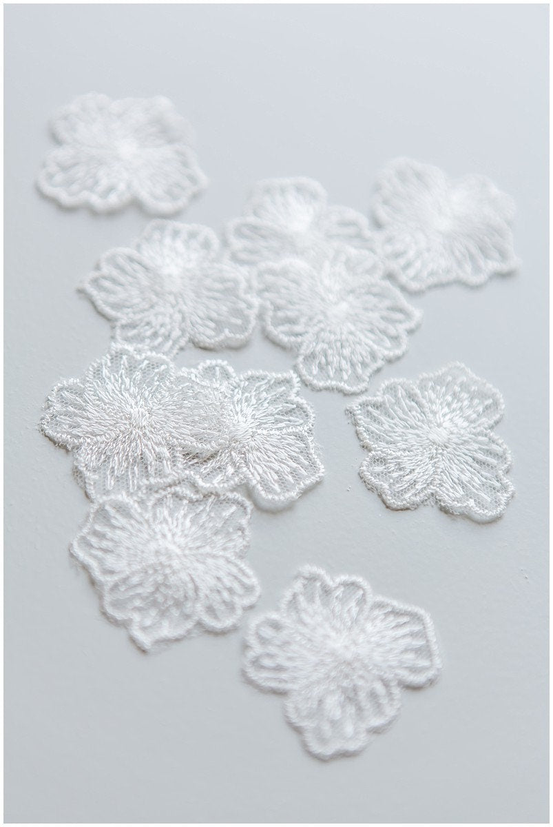 10pcs 3D flowers/ lace applique for wedding dress/ bridal lace/ 3D flower applique// A17-115