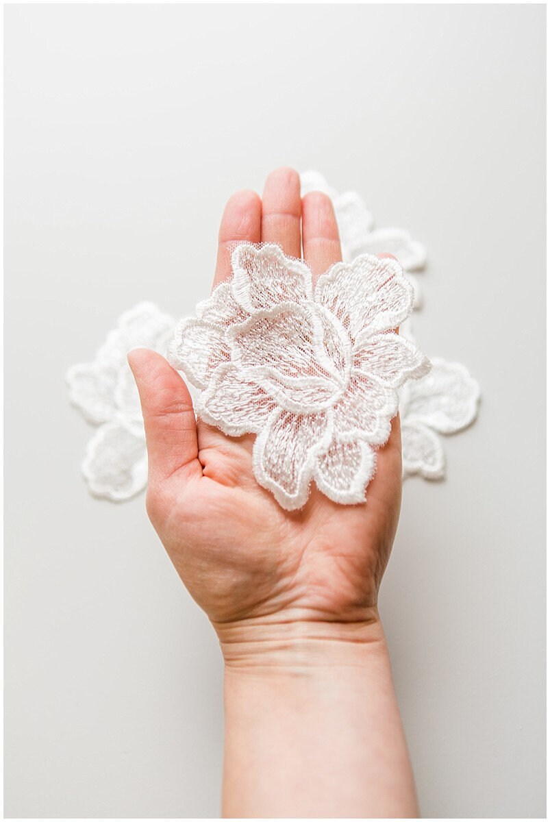 4pcs. 3D lace flower patch/ 3D flower lace applique/ wedding dress applique/ bridal dress applique// A17-119