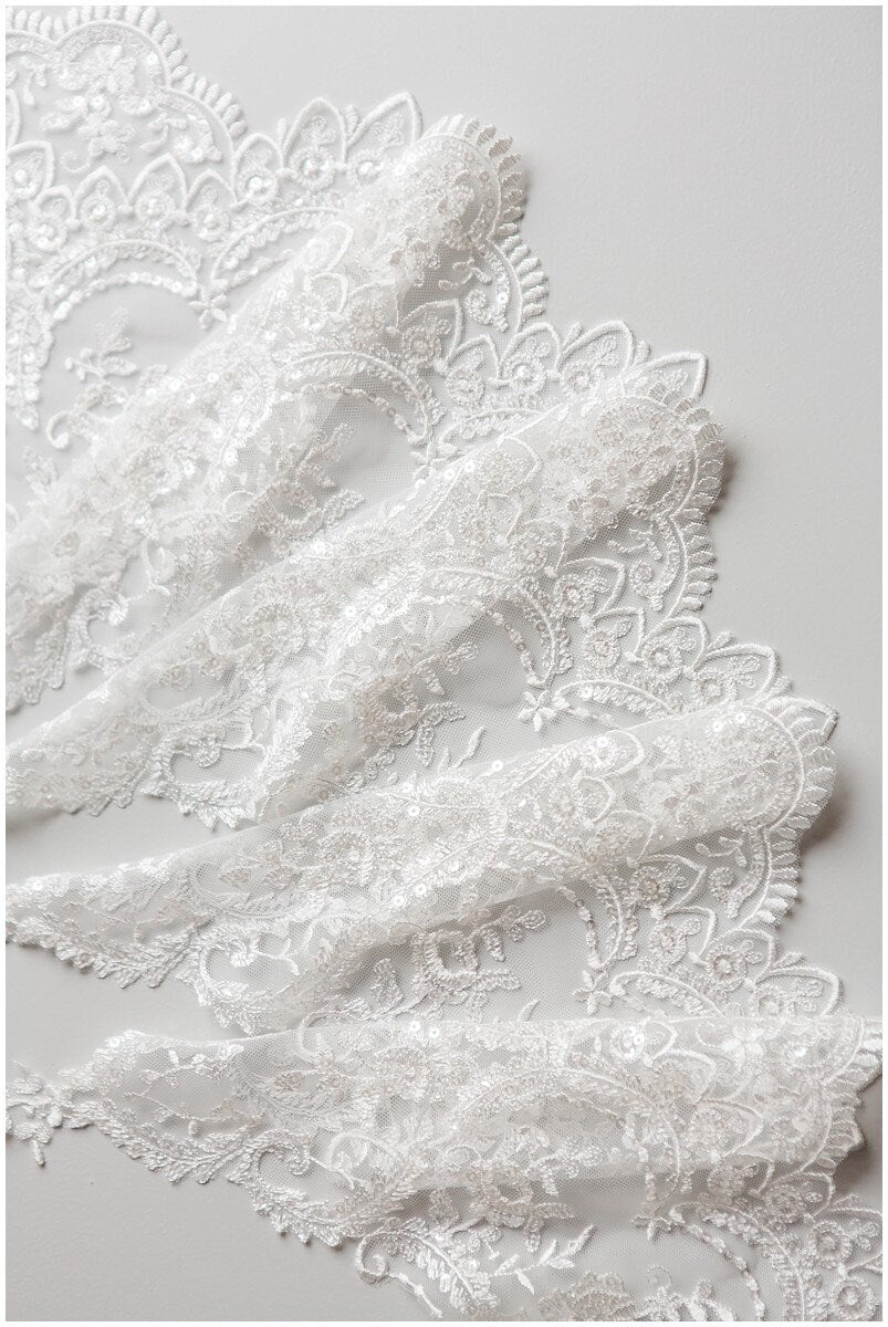 embroidered lace trim off-white/ elegant bridal lace trim/ bridal lace/ veil lace trim/ lace embroidery/ wedding dress lace// T17-041
