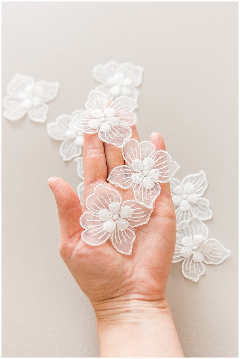 20pcs 3D lace flowers for sewing/ 3D lace applique/ wedding dress lace applique/ bridal 3D applique// A17-147