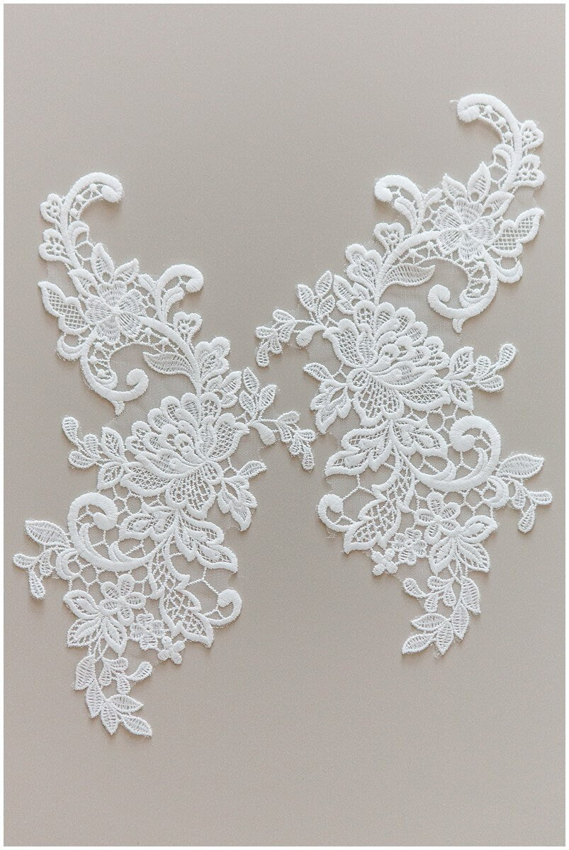 Flower applique, lace flower applique, lace flower applique, flower applique, wedding dress lace applique, lace flower applique// A17-137
