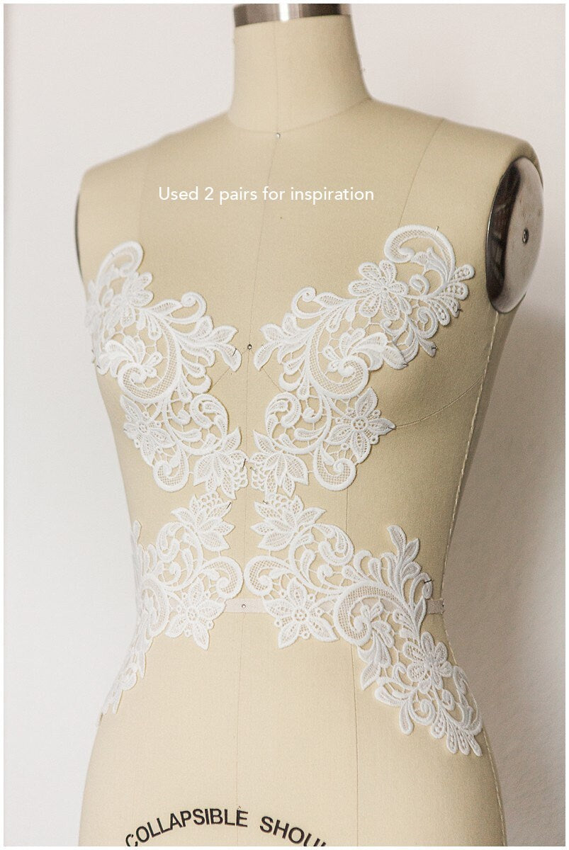 Milchseide SpitzenApplikation, Brautblüten Applikation, Spitzenblume, Blumen Applikation, Hochzeitskleid Spitzenapplikation, Spitzenblumen Applikation// A17-141