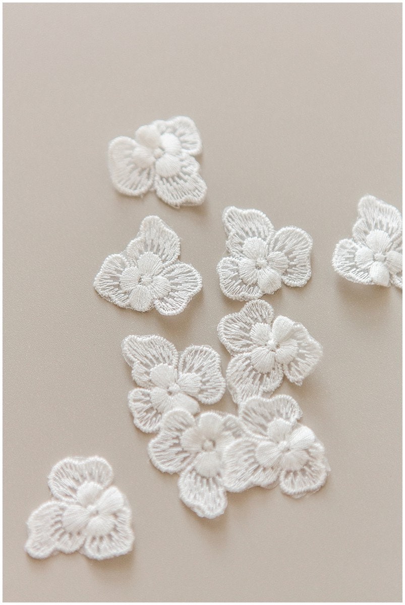 10pcs small lace flowers, sewn on 3D flower, 3D flower lace applique, 3D lace flower, wedding dress lace applique, bridal 3D applique