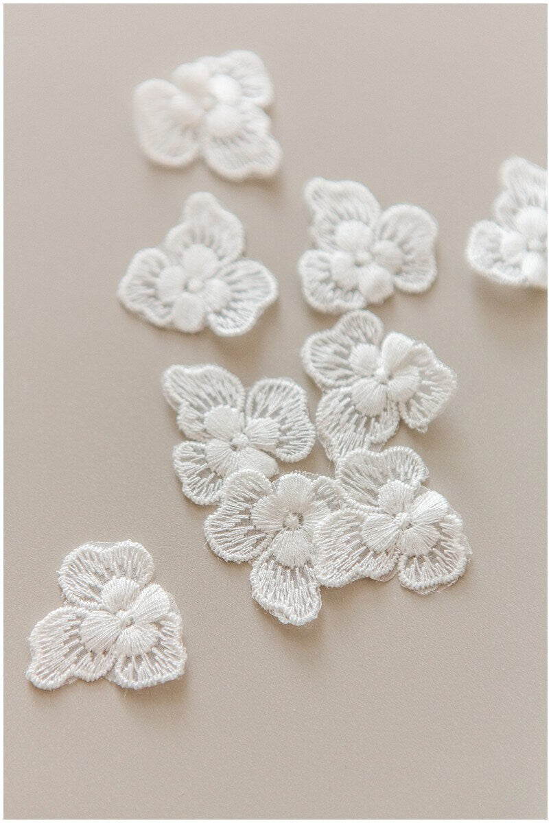 10pcs small lace flowers, sewn on 3D flower, 3D flower lace applique, 3D lace flower, wedding dress lace applique, bridal 3D applique
