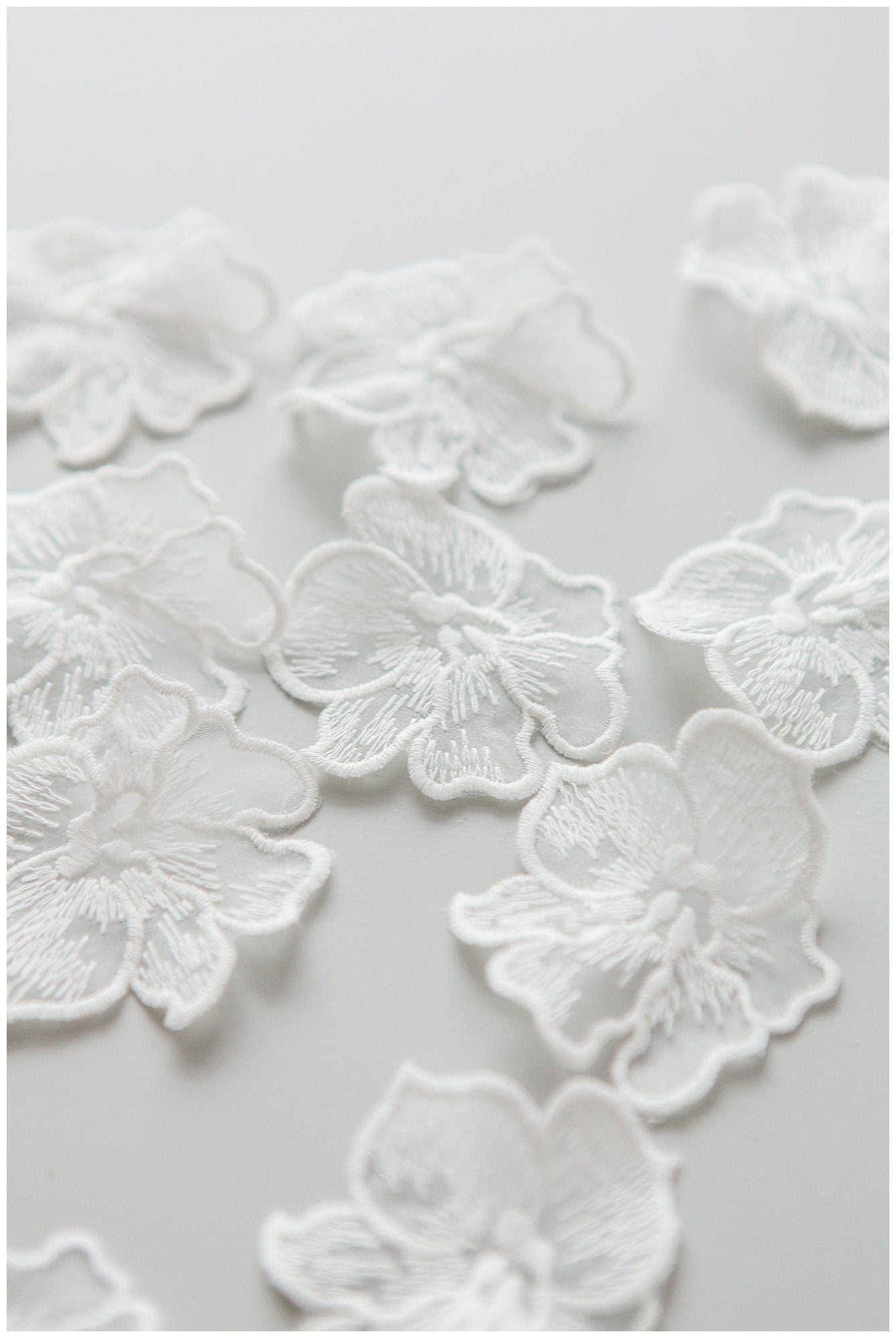 10pcs 3D lace flowers for sewing on/ 3D flower lace applique/ wedding dress lace applique/ bridal lace// A17-160