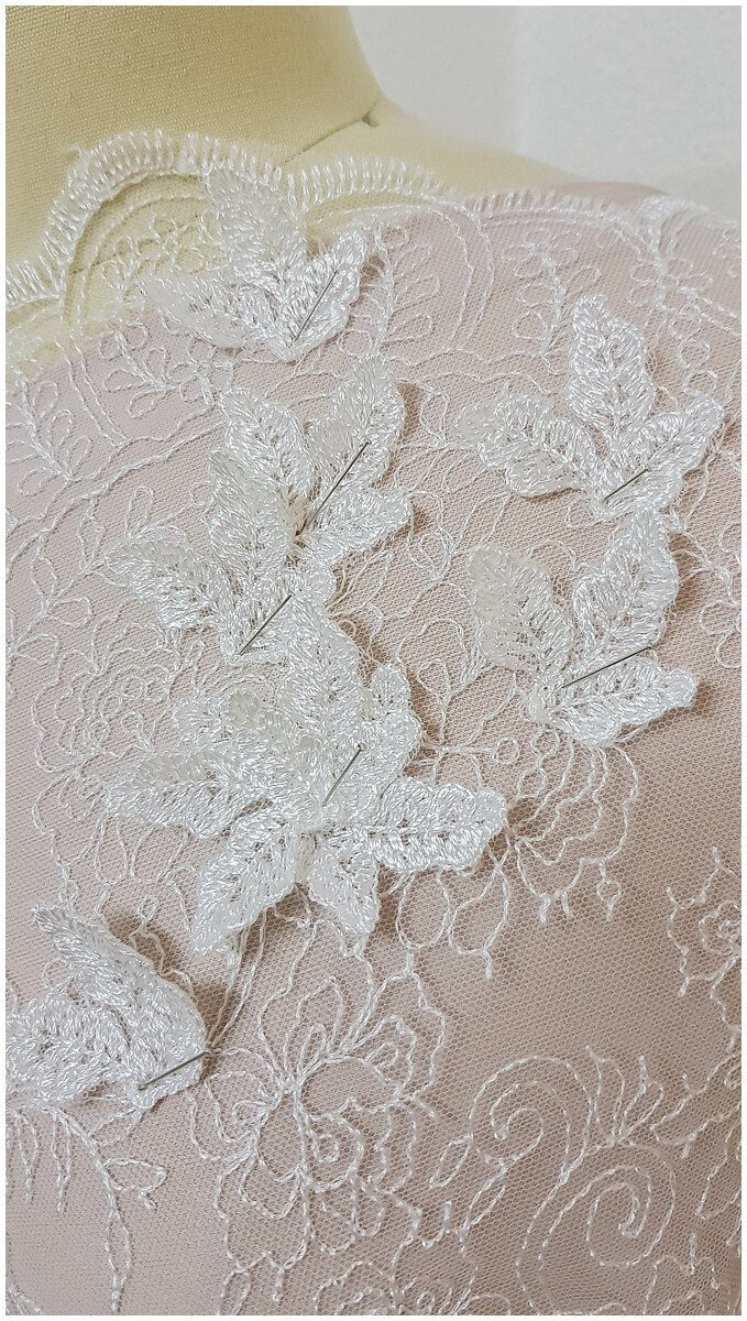 10pcs 3D lace leaf for sewing/ 3D lace applique/ wedding dress lace applique// A17-168