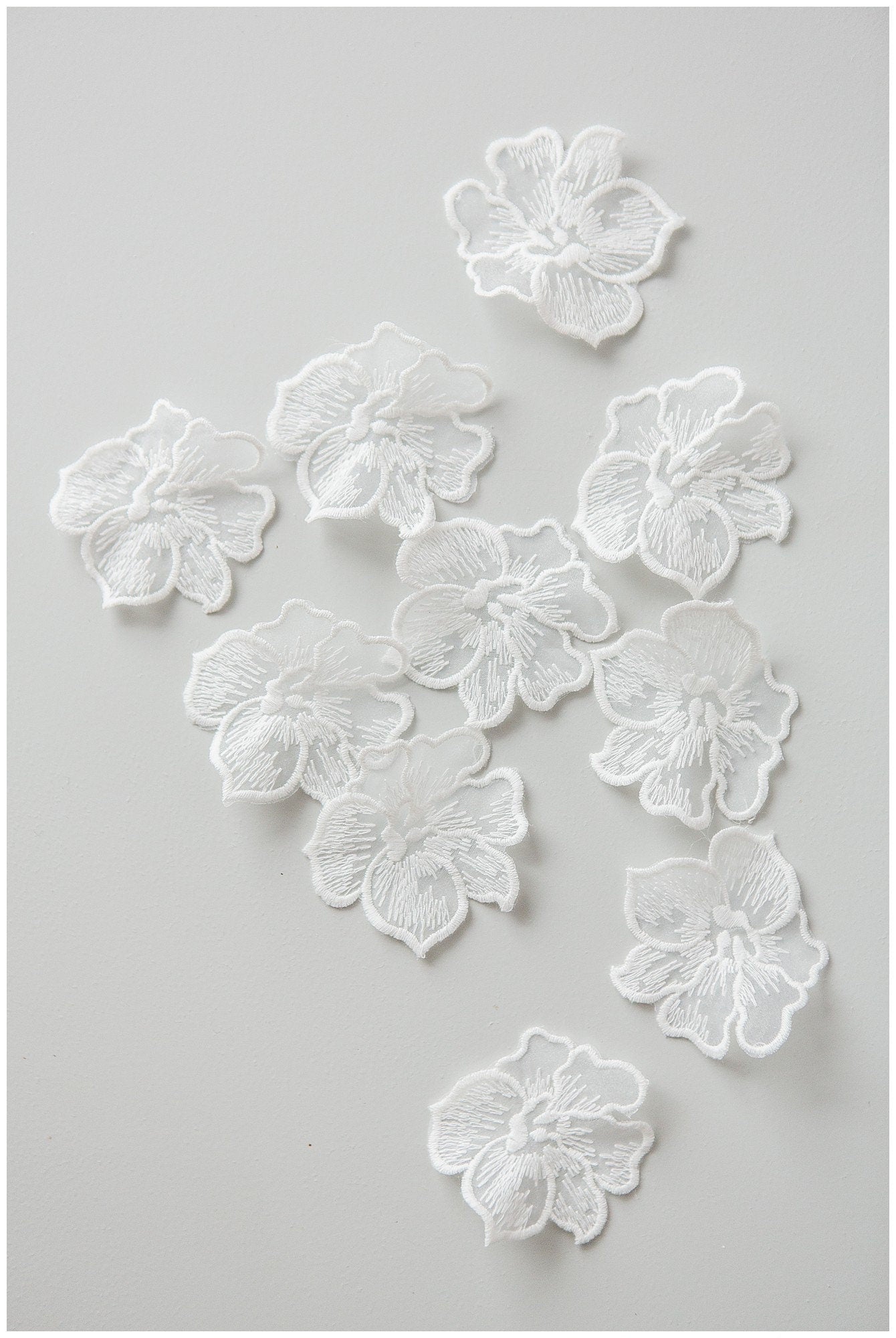 10pcs 3D lace flowers for sewing on/ 3D flower lace applique/ wedding dress lace applique/ bridal lace// A17-160
